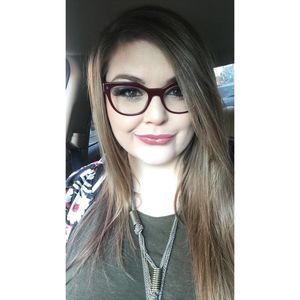 Meet your Posher, Haley